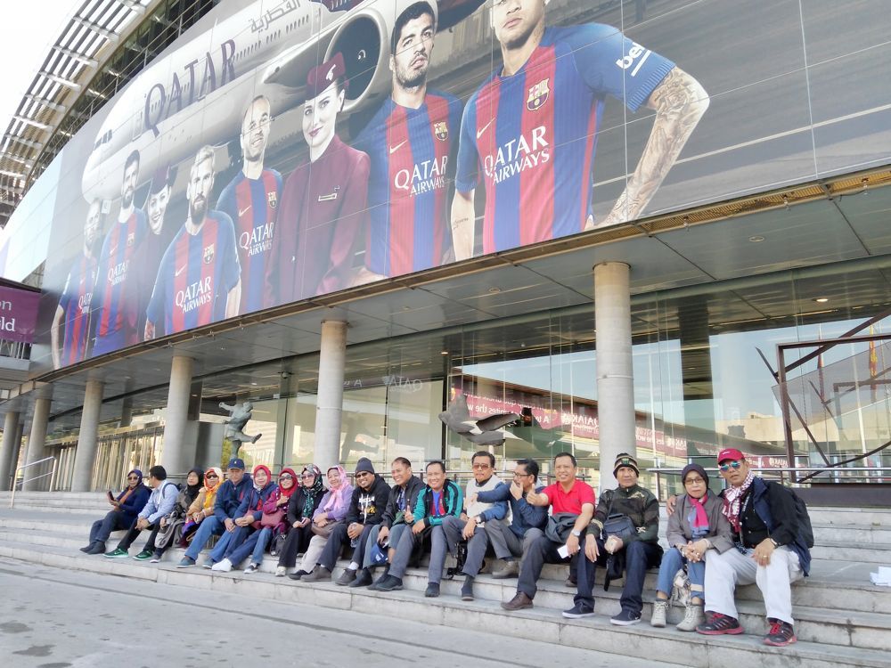 Camp Nou Barcelona - Spain Halal Tour -llimtour Muslim Travels