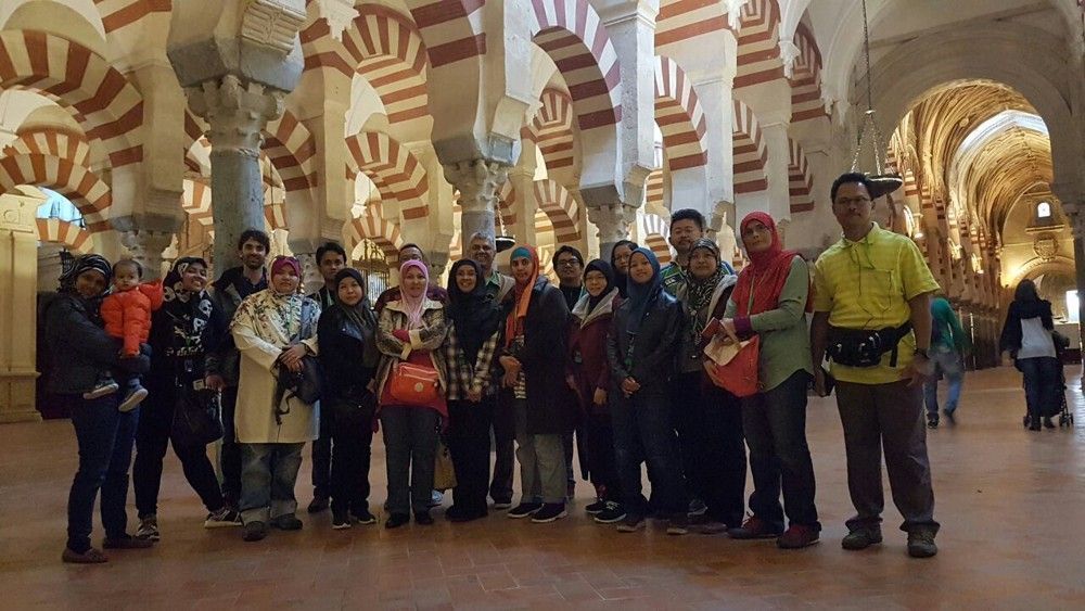 Spain Muslim Tour -Cordoba Mosque Muslim Travelers -Ilimtour