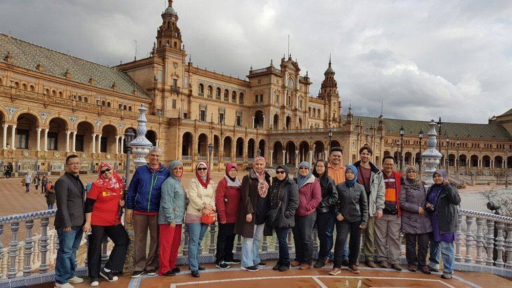 Spain Muslim Tour -Seville - Muslim Travelers -Ilimtour